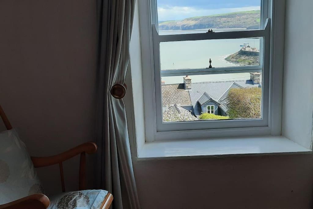 Villa Arvonia Sleeps 7, Sea Views, Dog Friendly New Quay  Exterior foto