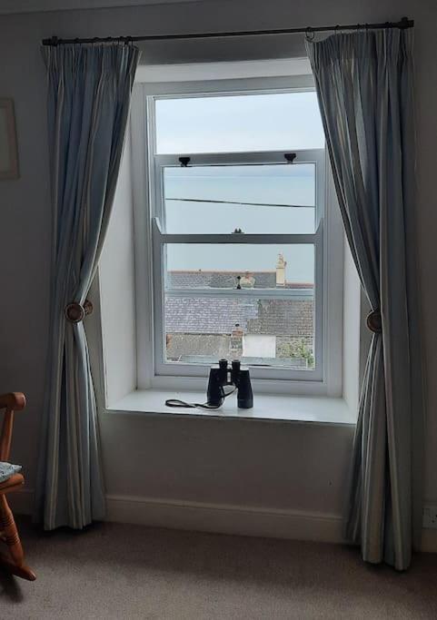 Villa Arvonia Sleeps 7, Sea Views, Dog Friendly New Quay  Exterior foto